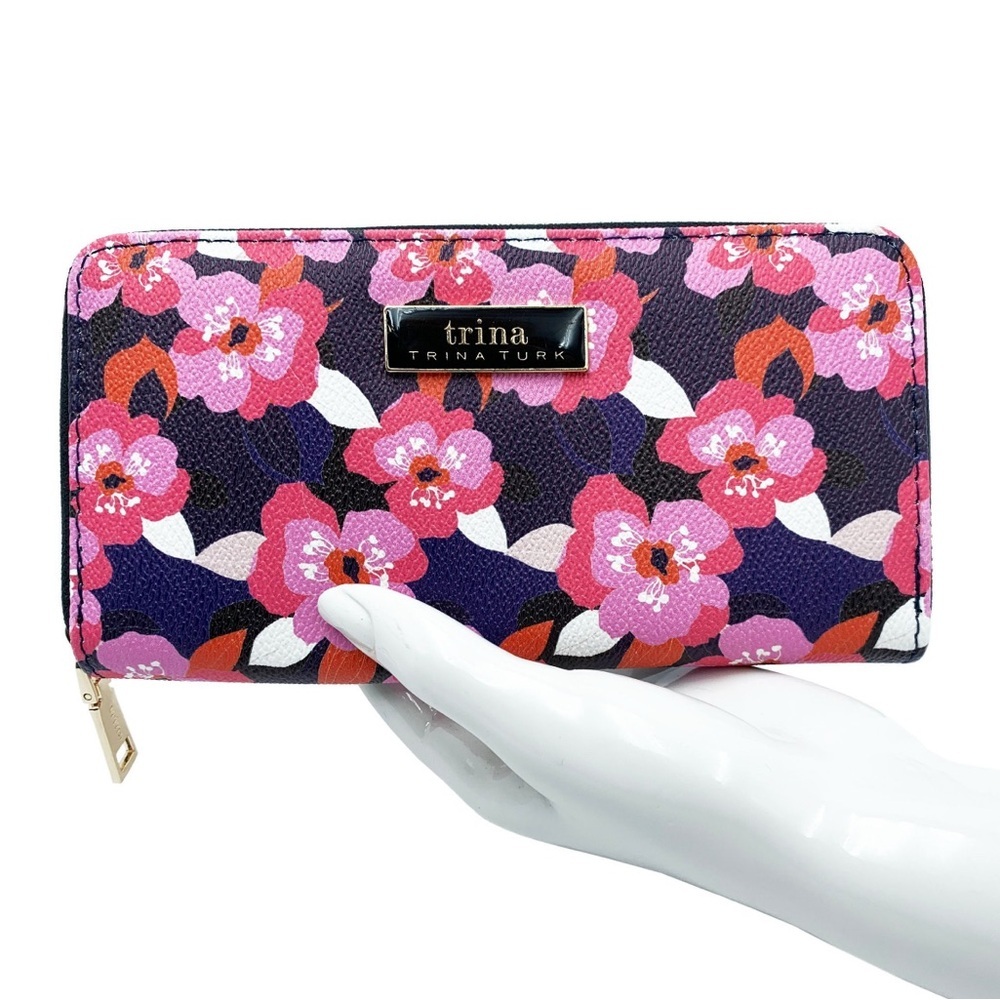 Trina Turk Large Zip Around Wallet with Gift Box NWT